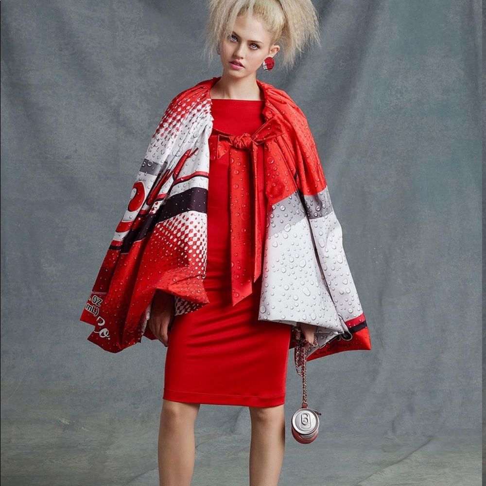 Aeffe Moschino Cape